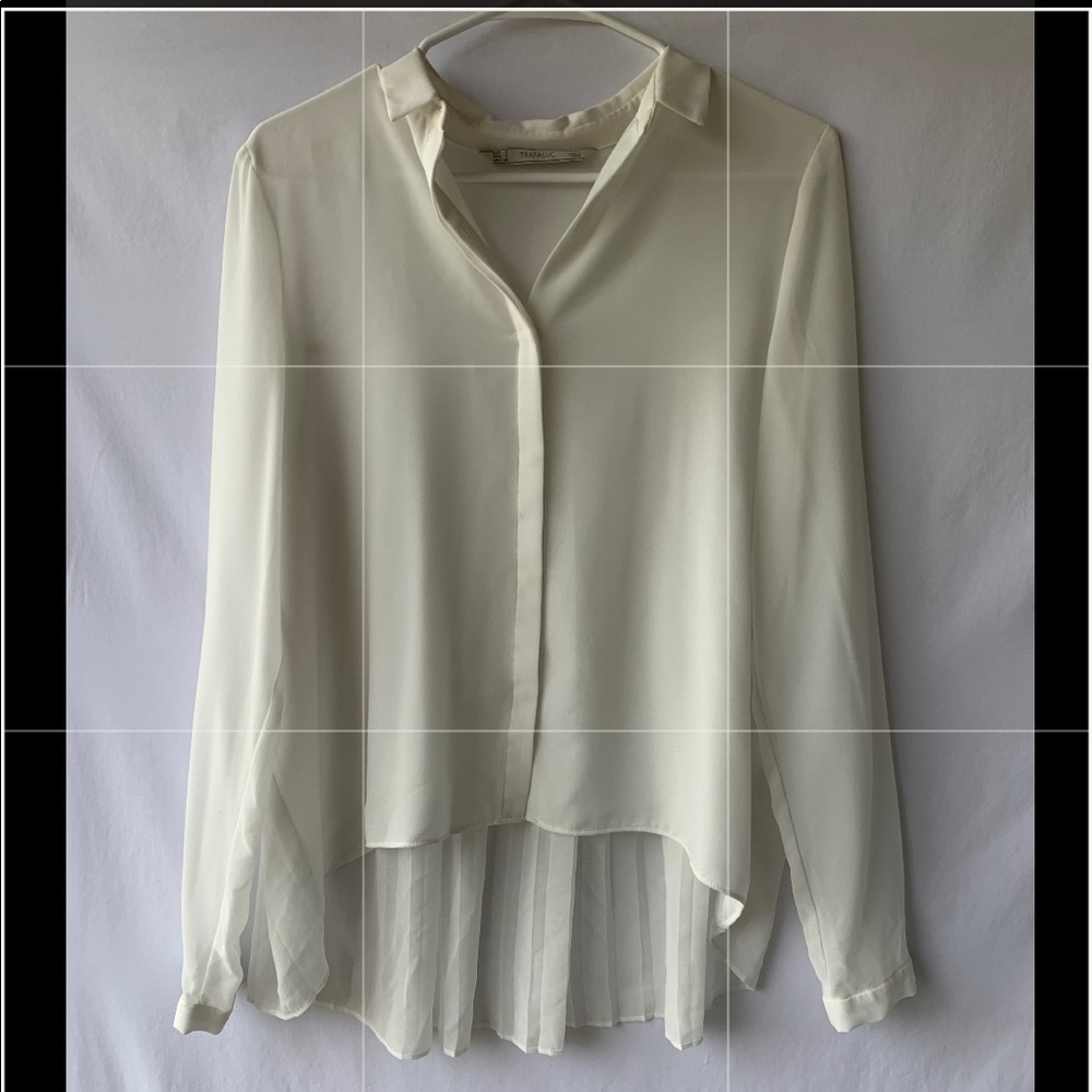 button up, longer in back off white top